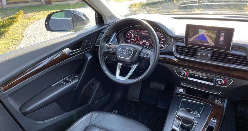 Audi Q5 cena 124900 przebieg: 74000, rok produkcji 2018 z Dębica małe 326